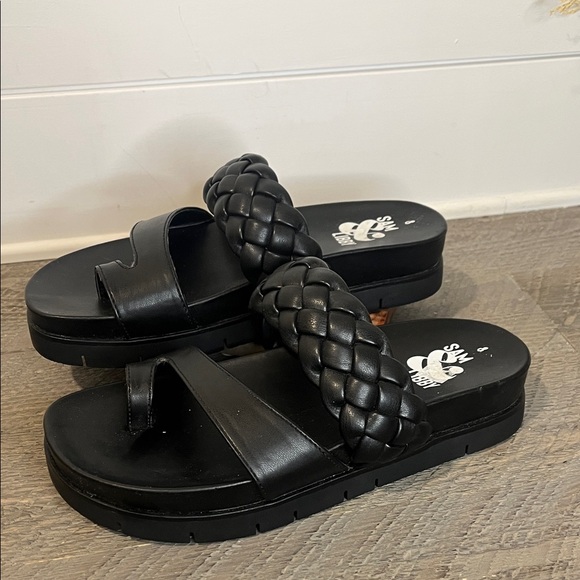 Sam & Libby Adelia Braided Footbed Sandal - Black - Size 8 - Picture 3 of 9